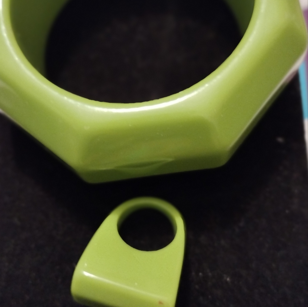 ring& bracelet